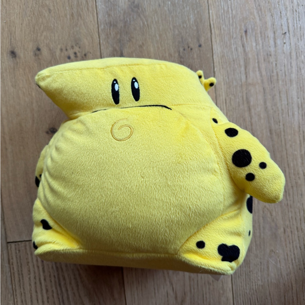 RARE 10” “Kick The Cheat” Plush from Homestar Runner Strong Bad